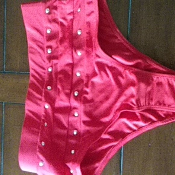 Red Bikini Set - Picture 4 of 5